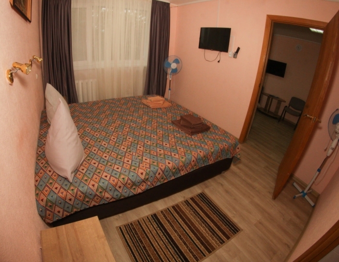 Стандартный 2-местный 2-комнатный - Санаторий «Геолог» Тюмень