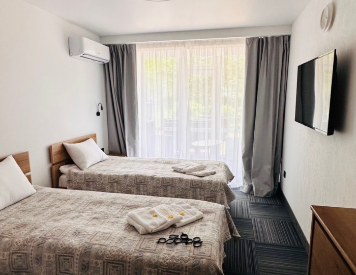 Комфорт 2-местый 1 этаж с террасой - Санаторий «Геолог» Тюмень